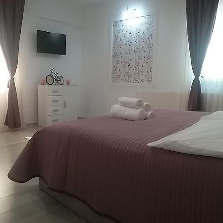 Apartament Liliac Bukarest Exteriör bild