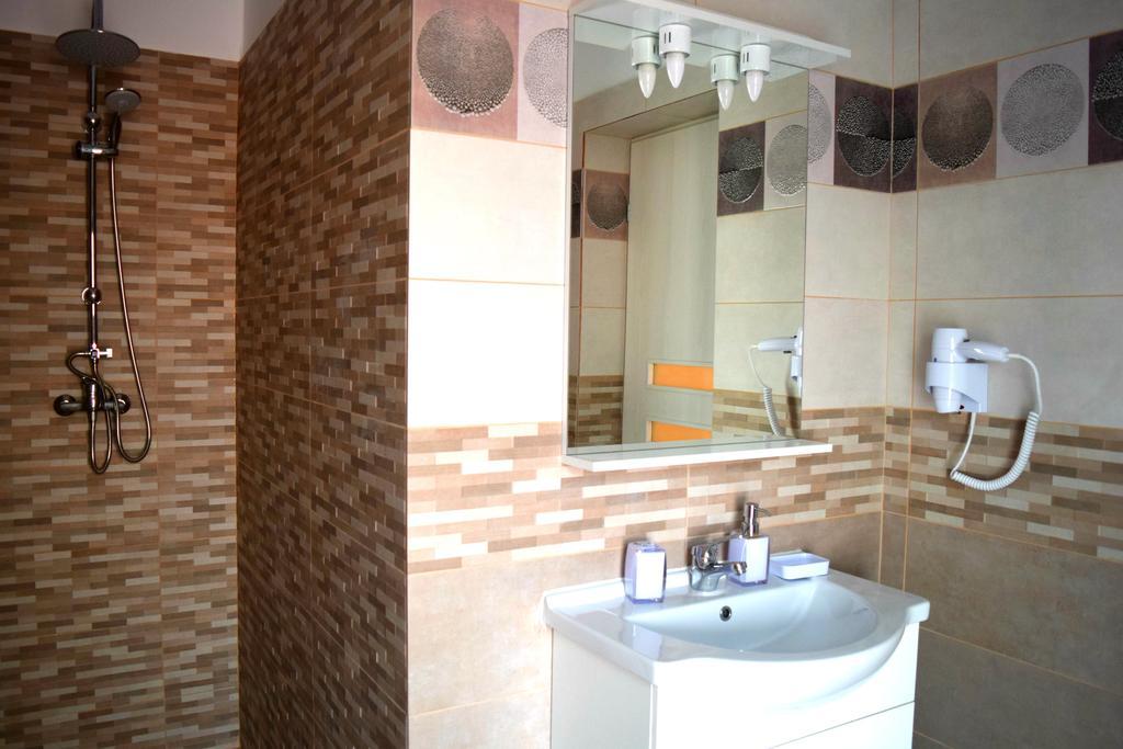 Apartament Liliac Bukarest Exteriör bild