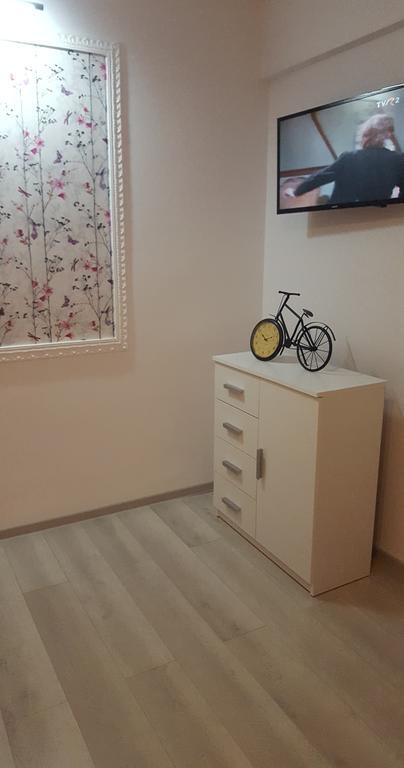 Apartament Liliac Bukarest Exteriör bild